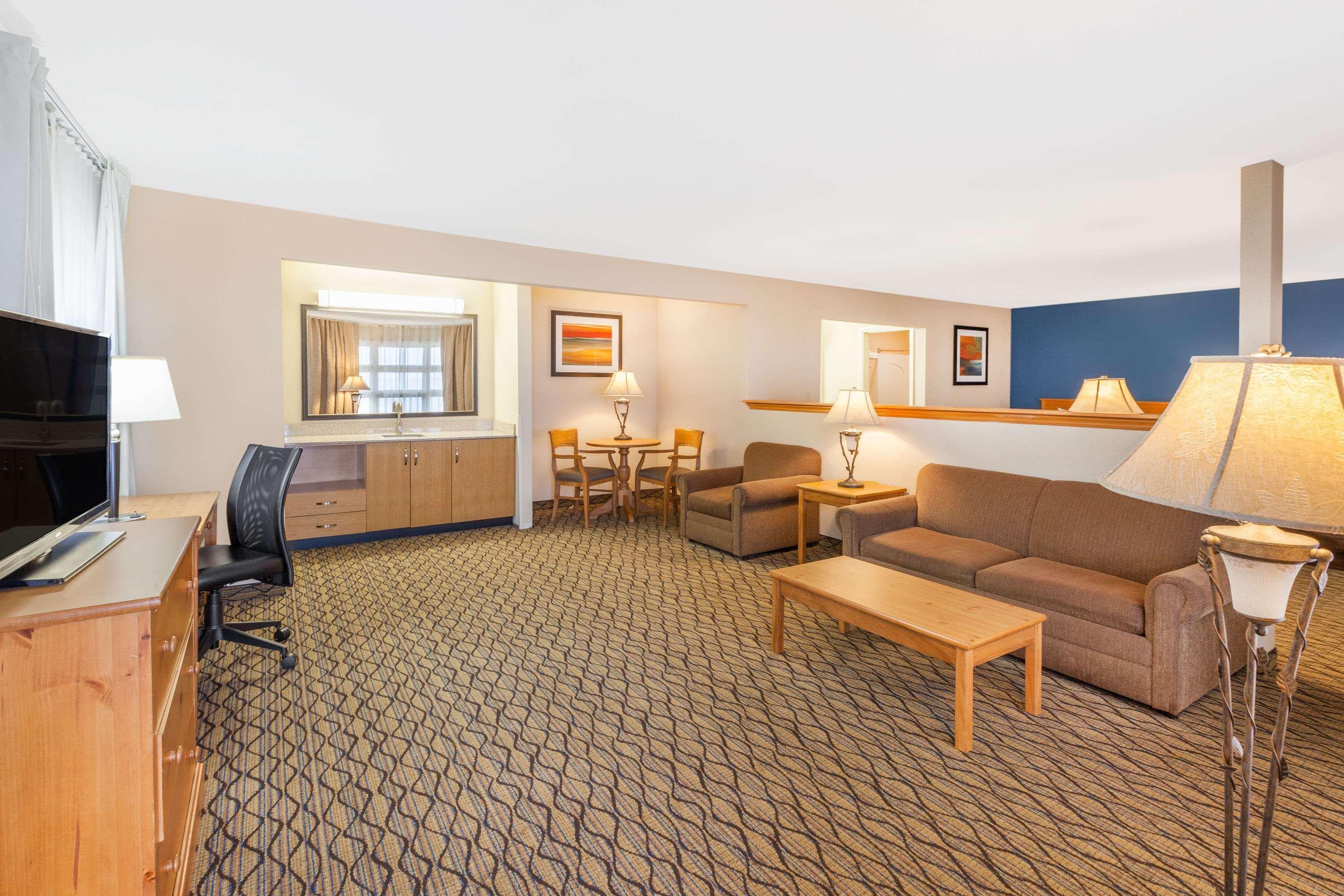 Baymont By Wyndham St. Ignace Lakefront Exteriér fotografie