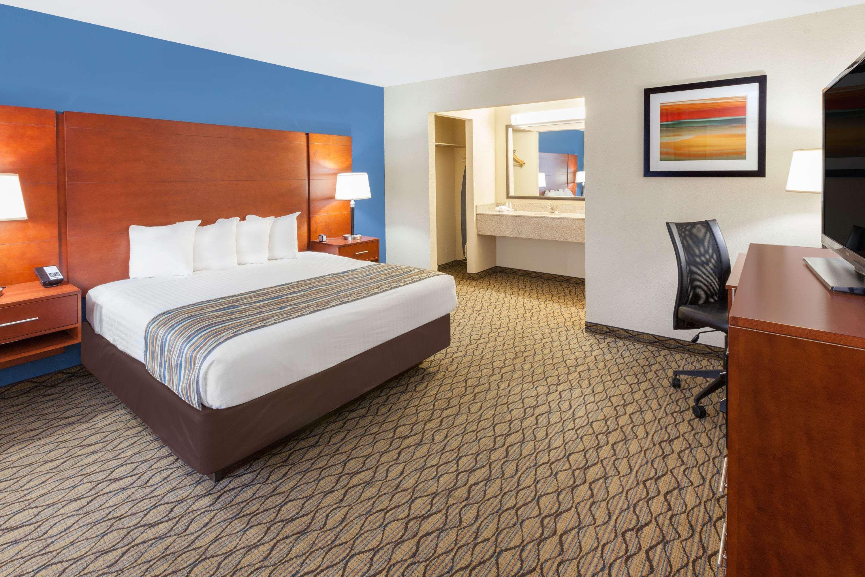 Baymont By Wyndham St. Ignace Lakefront Exteriér fotografie